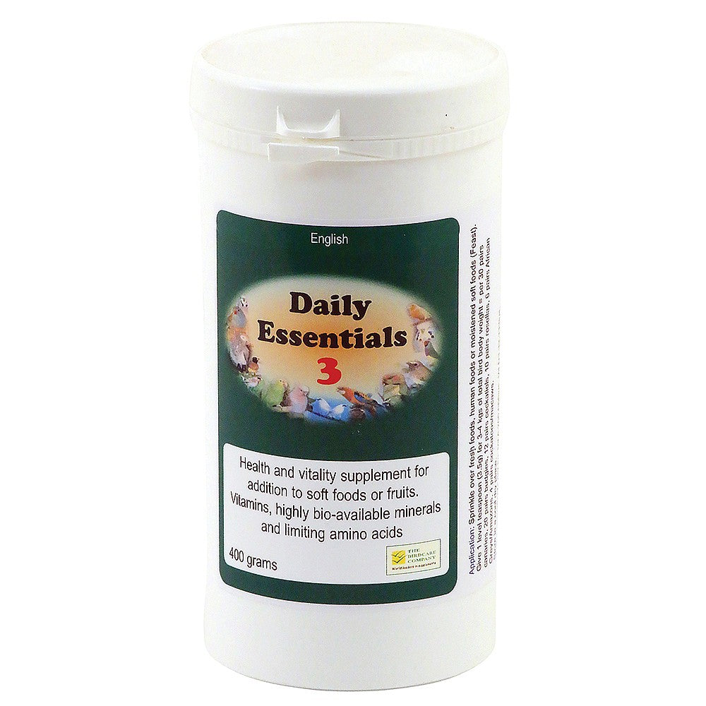 Daily Essentials 3 400g powdered multi-vitamin supplement for parrots – supports feather health, immune system, and energy